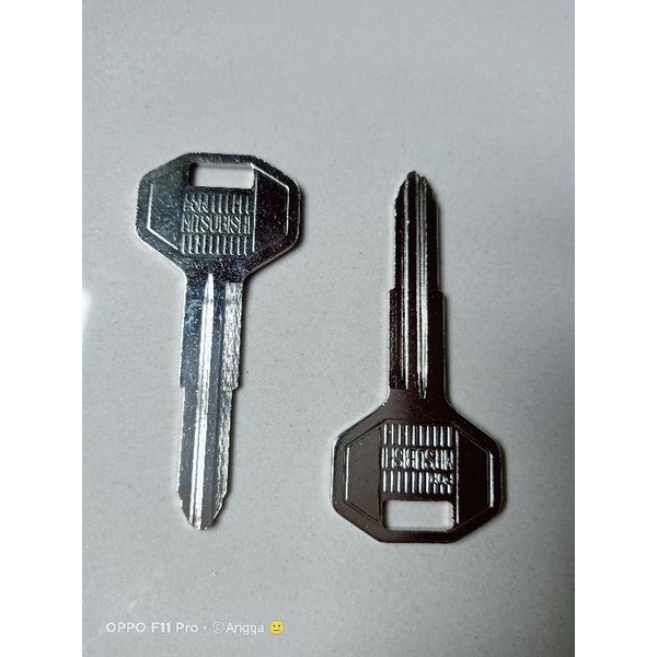 Bahan Kunci MITSUBISHI KUDA Kiri