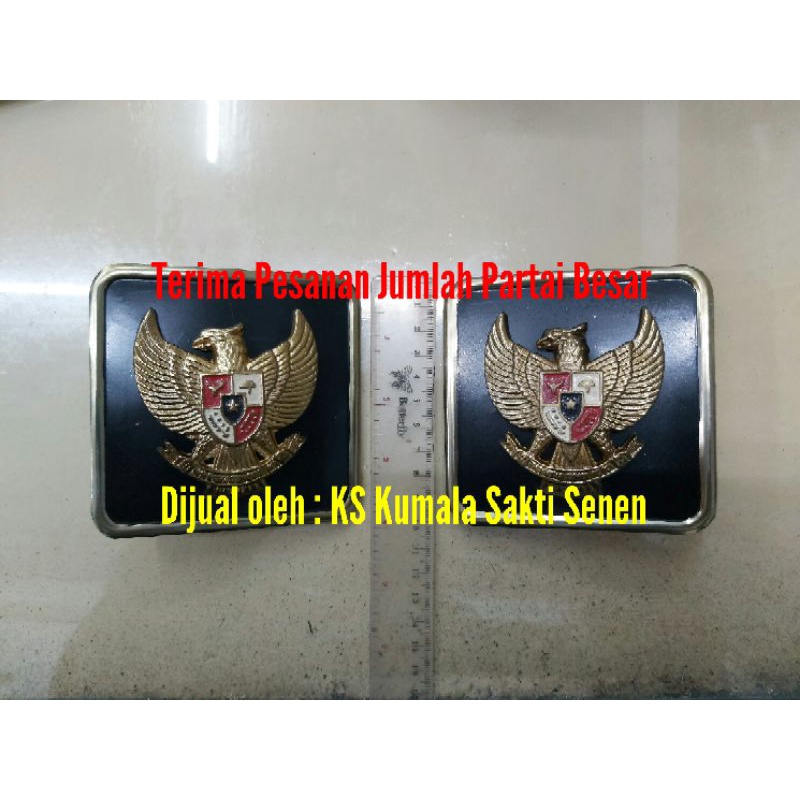 Plat Mobil Garuda Dasar Merah Putih dan Hitam | Emblem Peneng Mobil Garuda