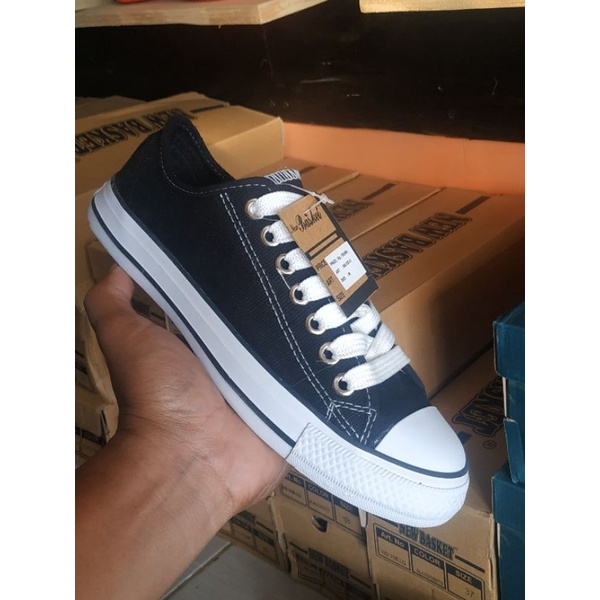 Sepatu New Basket