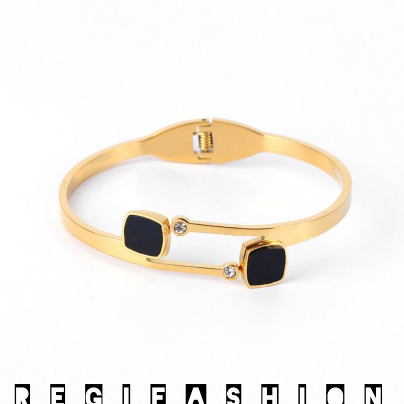 Gelang Bangle Kotak Clover Hitam Gelang Wanita Korea Premium Titanium Anti Karat Tidak Luntur