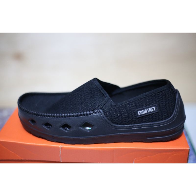 Sepatu Slip on pria courtney sepatu kerja pria