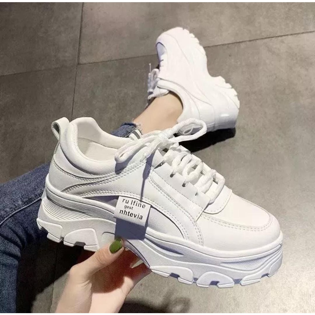 Sepatu wanita korea sneakers model import 2022