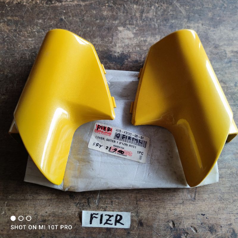 Tutup Shock Depan Yamaha FIZR Kuning Original Yamaha