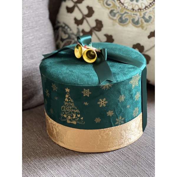 

Christmas Box Hampers ( termasuk pita dan lonceng )