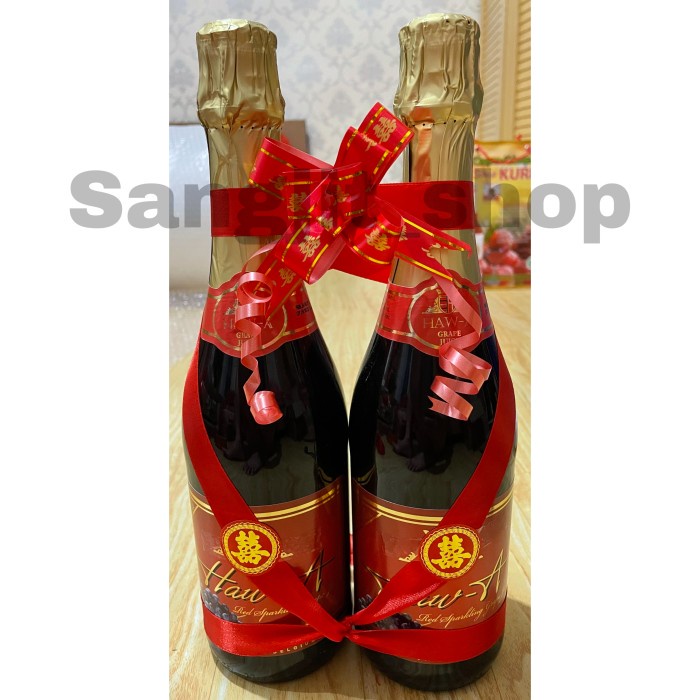 

Tokopratiwiw - Red Sparkling Wine Sangjit Haw A (Sepasang)