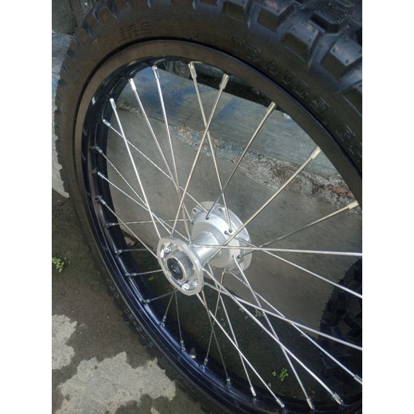 Roda whellset velg 18/21 full baruu siap pasang pnp klx kawasaki monggo bosku