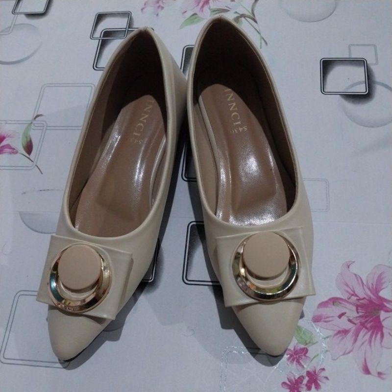 sepatu wanita tapak karet ph 3cm,,cocok untuk ngajar kuliah,,