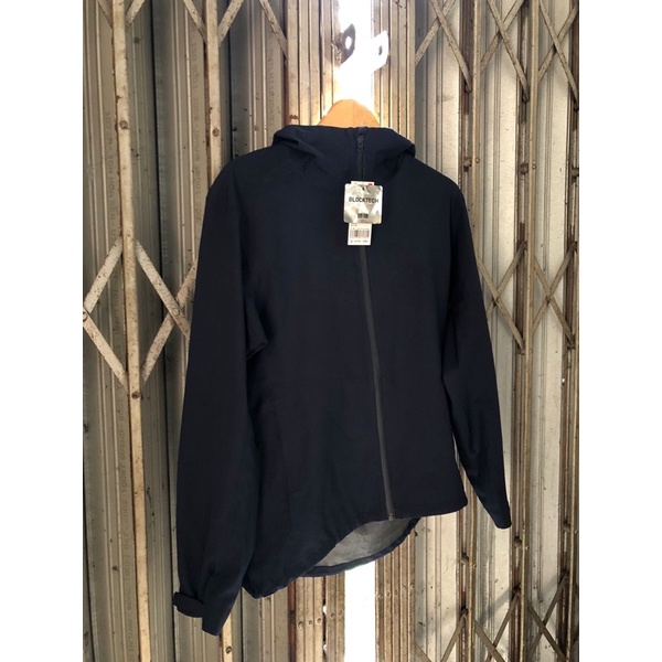 Jaket Uniqlo Blocktech Navy BNWT [Baru]