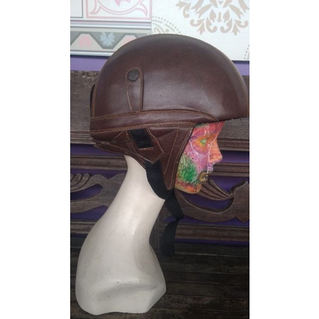 helm jungli kulit dewasa coklat