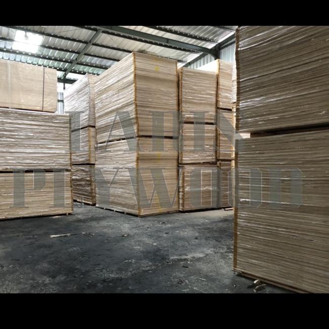 MDF 9mm (122x244)cm / MDF Board 9mm