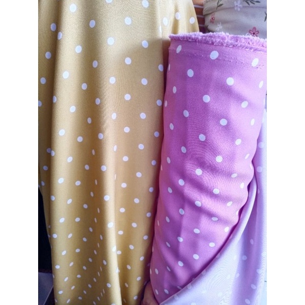 kain shakila motif polkadot