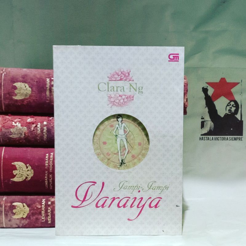 Jampi-jampi Varaiya by Clara Ng - Gramedia Pustaka Utama