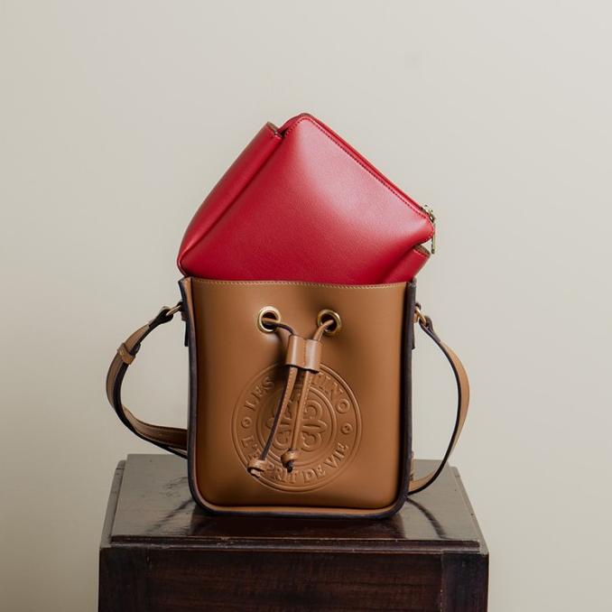 Tas Selempang Les Catino Esprit Drawstring