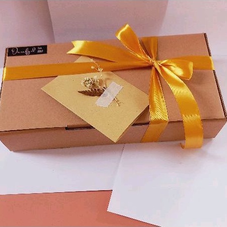 

Hampers Snack include Box Aestatic Murah