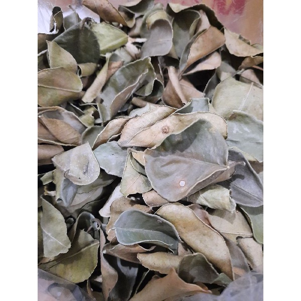 

Daun Jeruk Purut Kering / Dried Kaffir Lime Leaves