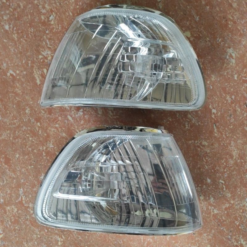 Lampu sen SEIN SAMPING HEADLAMP TOYOTA kijang new KAPSUL 2000 2001 2002 efi KRISTAL