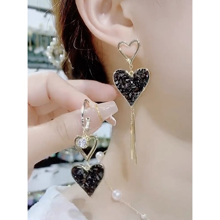 Anting 925 Silver Needle Zircon Bentuk Hati Warna Hitam Gaya Korea Untuk Wanita