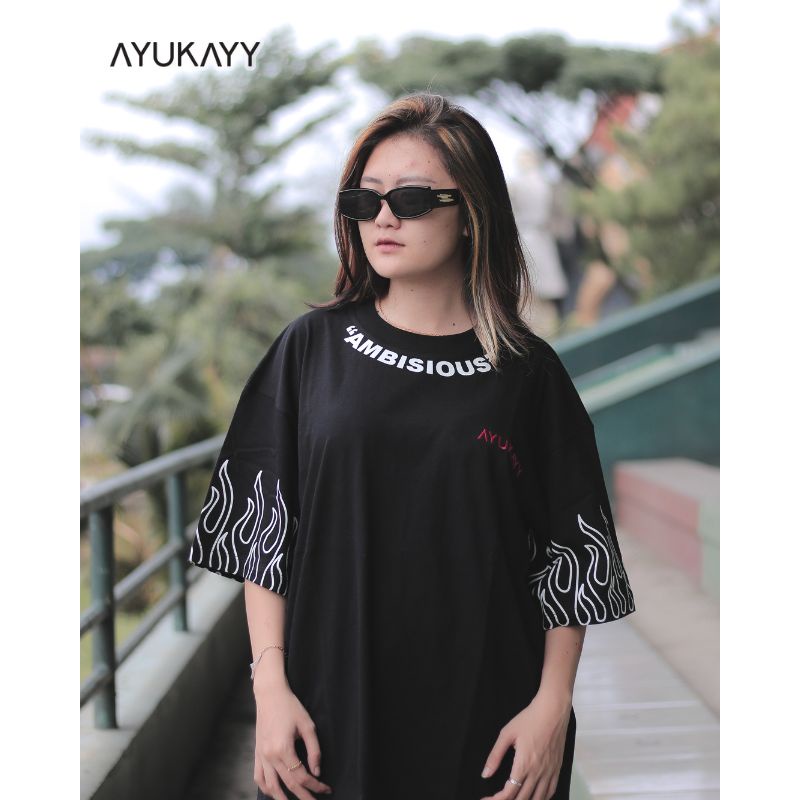 Kaos Oversize Pria dan Wanita -FLAME- Baju Jumbo Putih Hitam Polos XXL