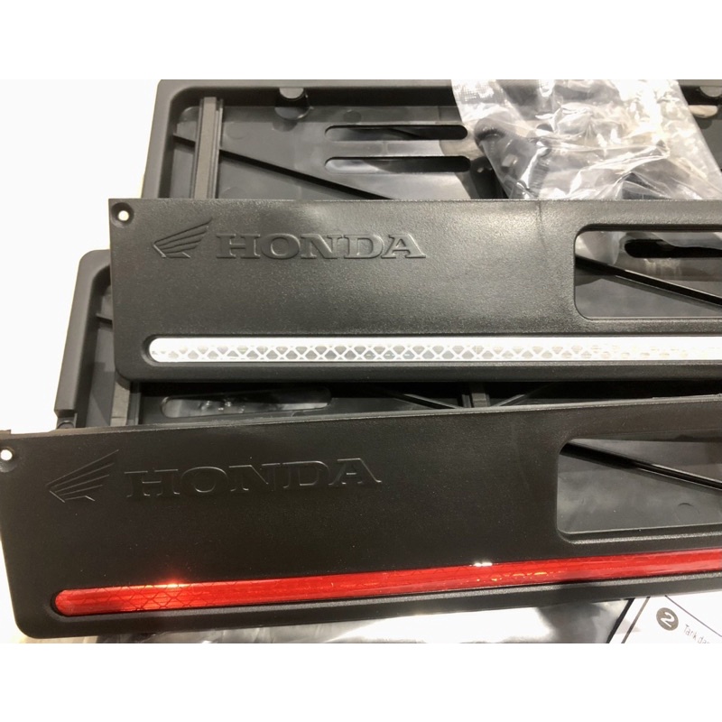 Tempat Dudukan Plat Nomor Motor Honda Original AHM