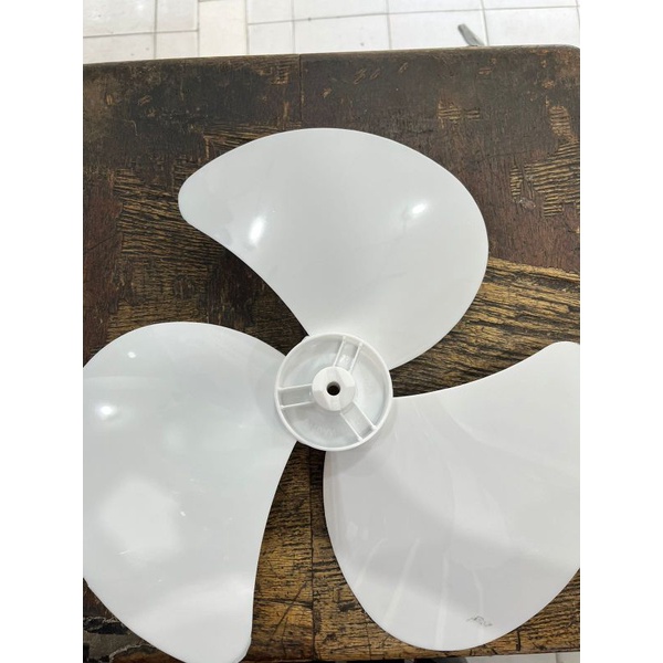 Daun Baling Baling Kipas Angin Panasonic KDK 16 inch akrilik mika