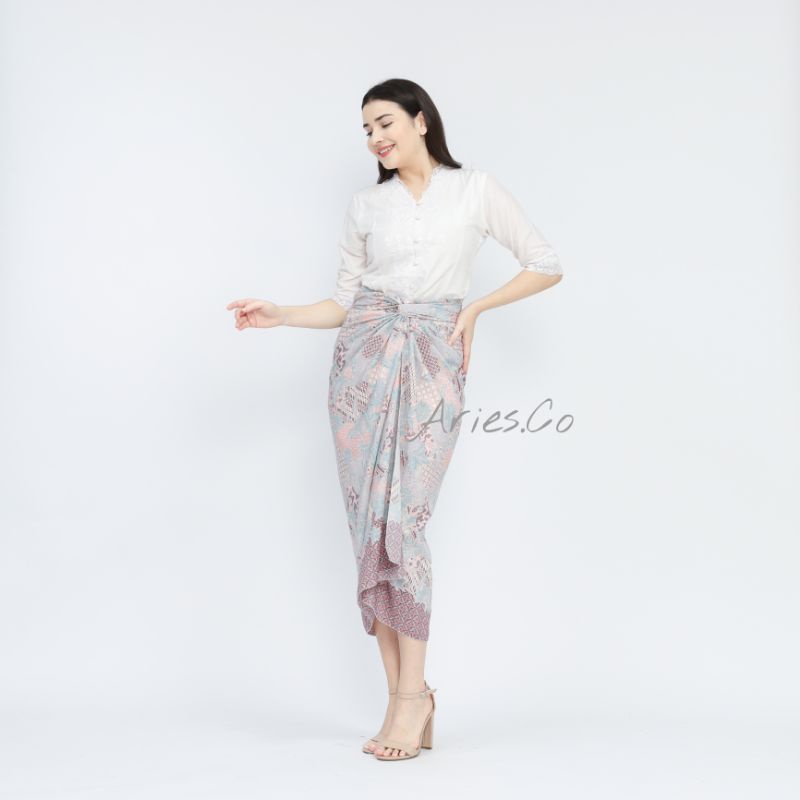 Kain Batik Pario (Readystock) by Kadai_Kebaya | Rok Lilit Batik | Rok Lilit | Kain Lilit | Batik | P