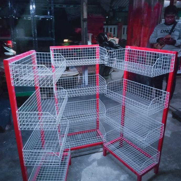 

rak chiki snack 4 susun