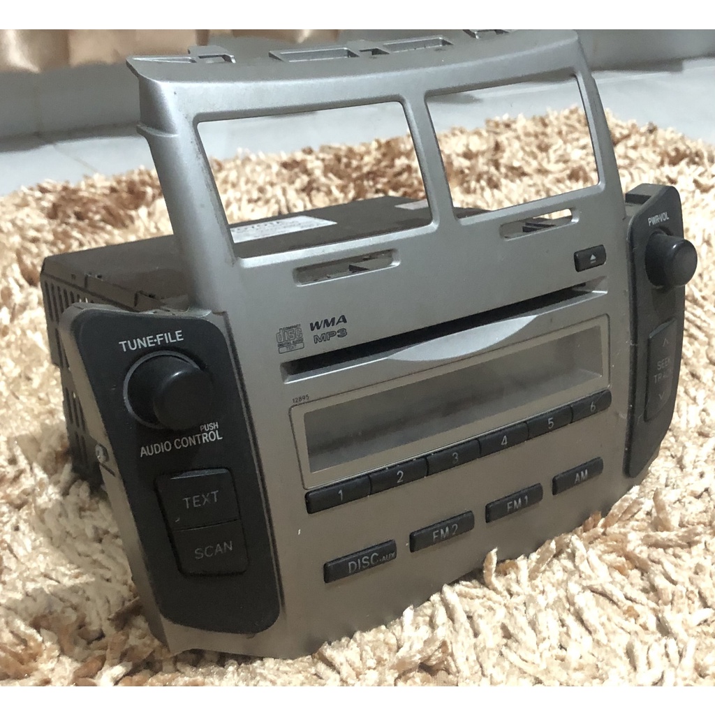 ORIGINAL HEAD UNIT YARIS 2010 / YARIS BAKPAU