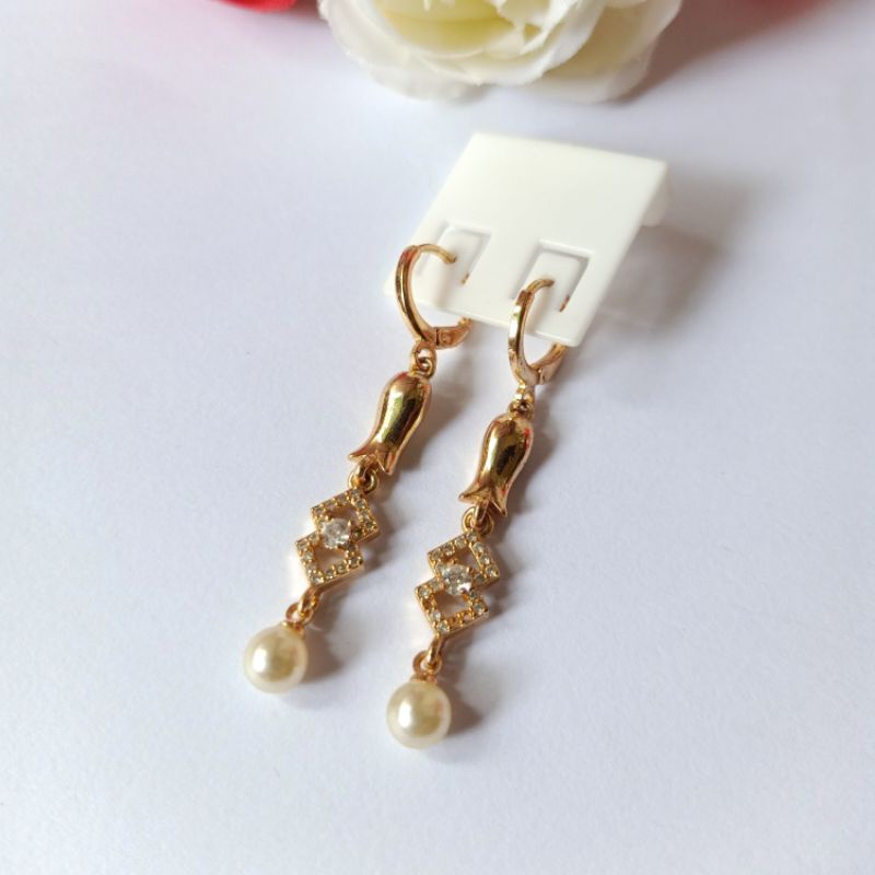 Anting jurai mutiara lapis emas/anting perhiasan/aksesoris/fashion.
