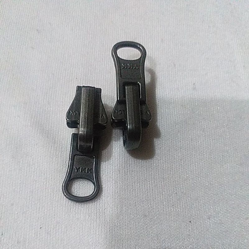 Kepala Resleting Vislon bolak balik YKK No.5 Warna Black Nikel