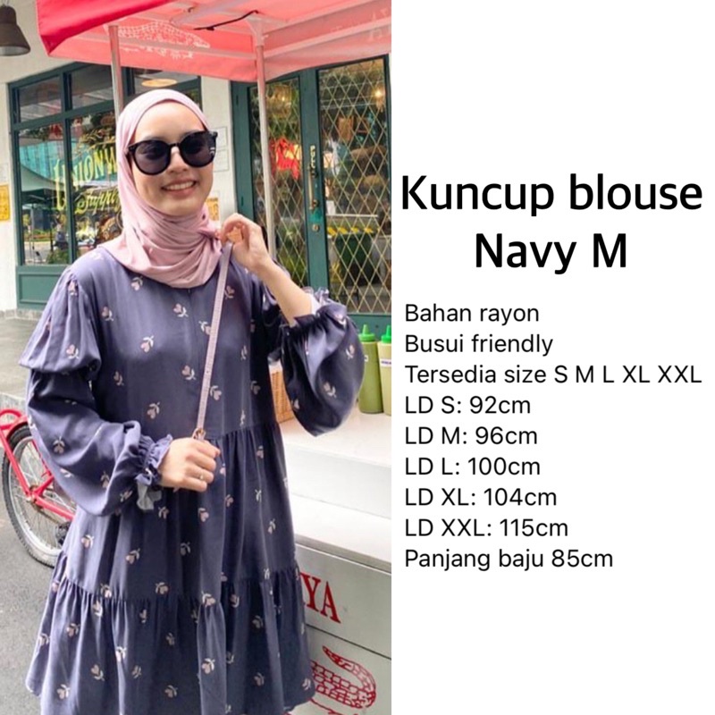 KUNCUP BLOUSE (NAVY M) VANILLA HIJAB | PAKAIAN MUSLIM | ATASAN WANITA | PRELOVED