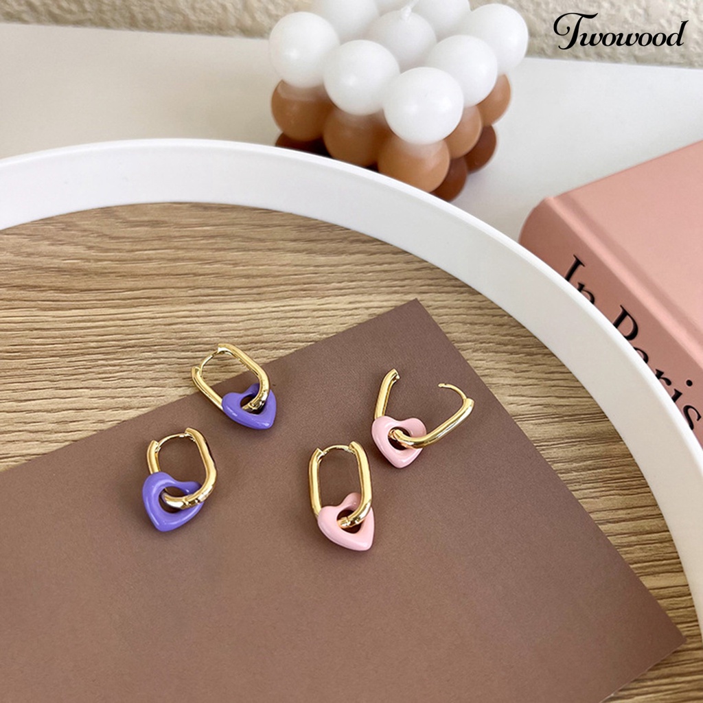 1 Pasang Anting Bentuk Hati Warna Permen Bahan Alloy Gaya Korea Untuk Prom