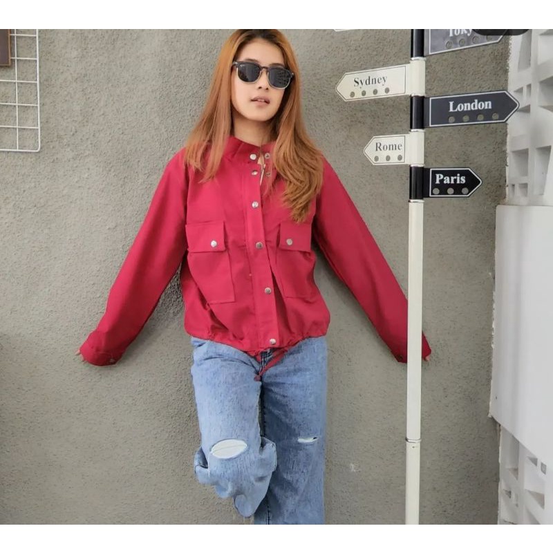 Jaket hitam wanita/jaket kanvas/jaket hitam murah/jaket hitam polos/jaket wanita