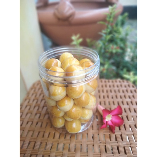 

Nastar klasik isi selei nanas