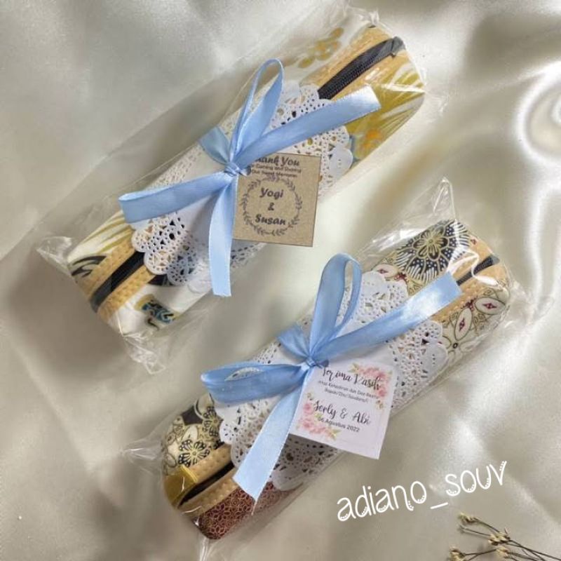 

Souvenir Tempat Kotak Pensil