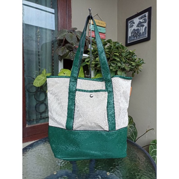elle tote bag
