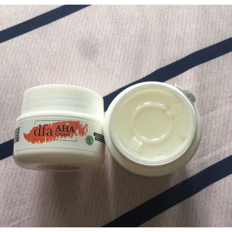 dfa aha cream 10% (pelembab)