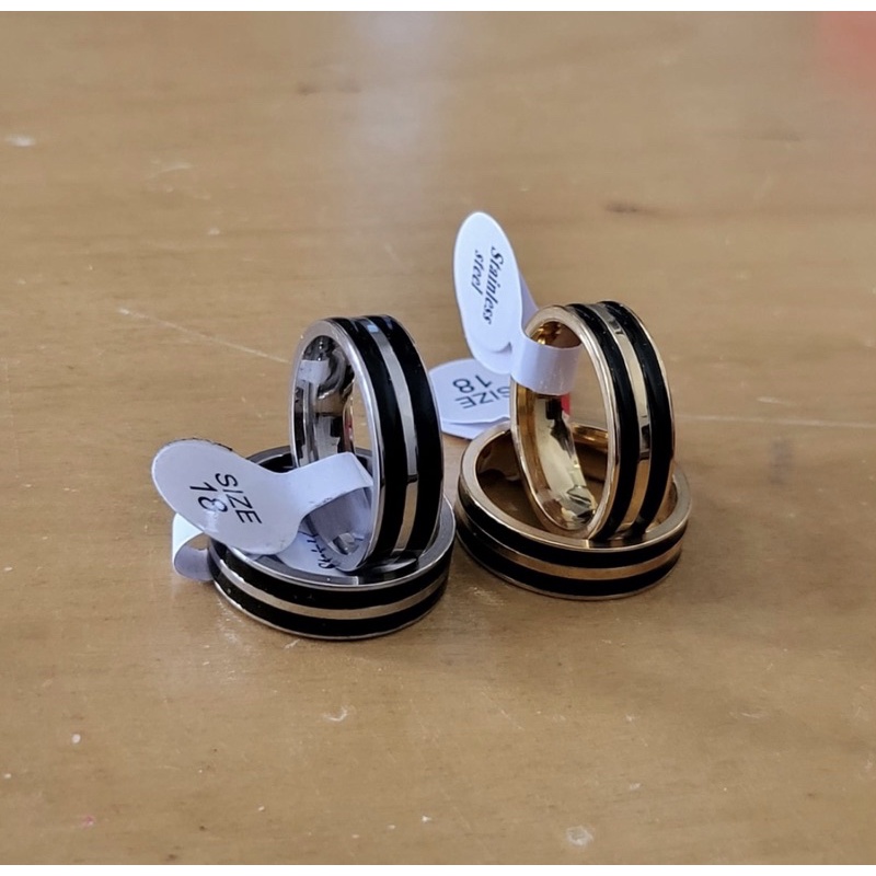 Cincin Emas Anti Karat Cincin Tunangan Nikah Titanium Stainless Steel Dapat 2 pcs dan box Cincin Pri