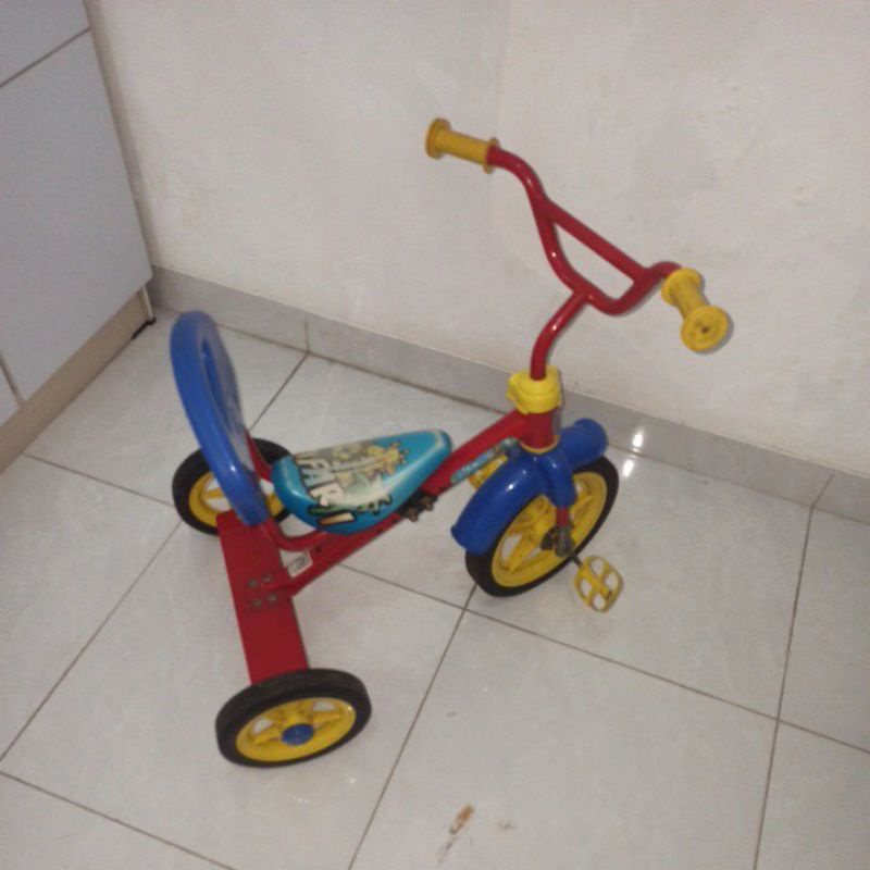 Sepeda Roda Tiga Anak