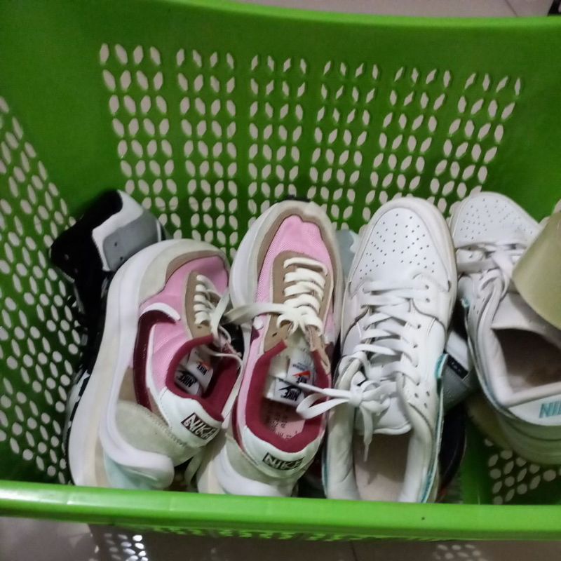sepatu second branded