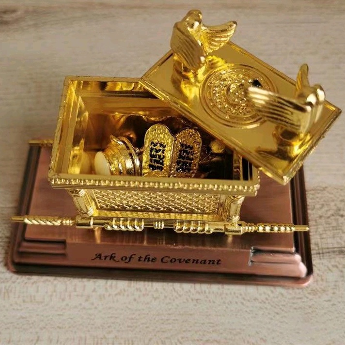 Tabut Hiasan Pajangan Dekorasi Souvenir Meja Home Decor Kristen Profetik Bahtera Ark Of The Covenant