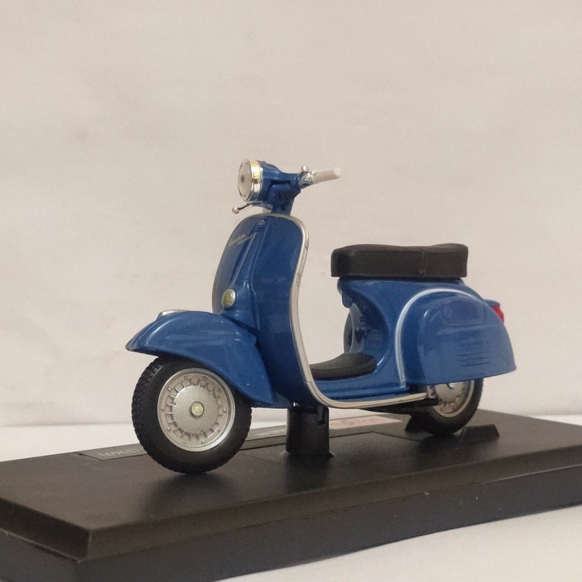 Vespa 150 Sprint Veloce 1969 Diecast Motor klasik mainan anak harga Murah