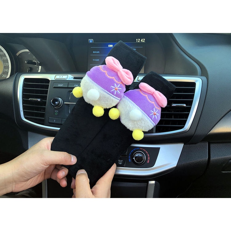 Cover Sabuk Pengaman Mobil Bahan Plush Motif Kartun Lucu