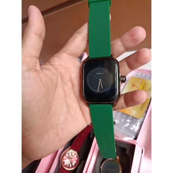 Jam tangan  REBIRTH