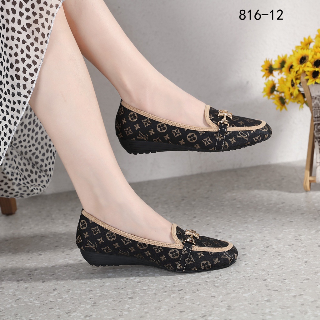 YYY 18 JUN 110 Sepatu Wedges 816-12