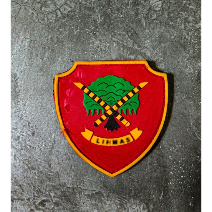 emblem perekat karet