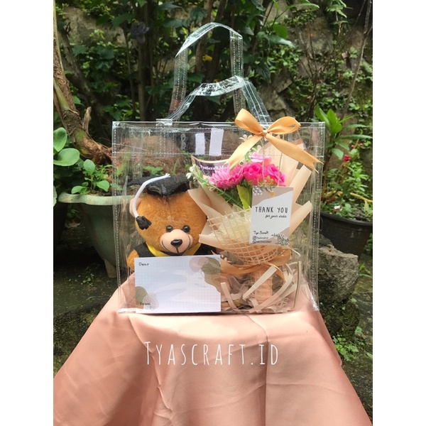 Hampers Wisuda | Gift Bag Wisuda | Buket Wisuda | Gift box | Gift Totebag | Baca Deskripsi