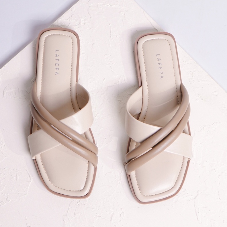 LAPEPA YUK - HANNA Sandal Wanita Teplek Silang Casual Size 36 - 40 Sendal Slop Rumah Empuk Flat Cewek Kasual Rumahan Warna Smoke Cream Selop Santai Premium 37 38 39 Perempuan Kekinian Terbaru Shoes ORI Original Mall Official Store