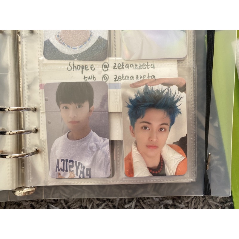 pc mark nct keyring beatbox, yzy hotsa mark