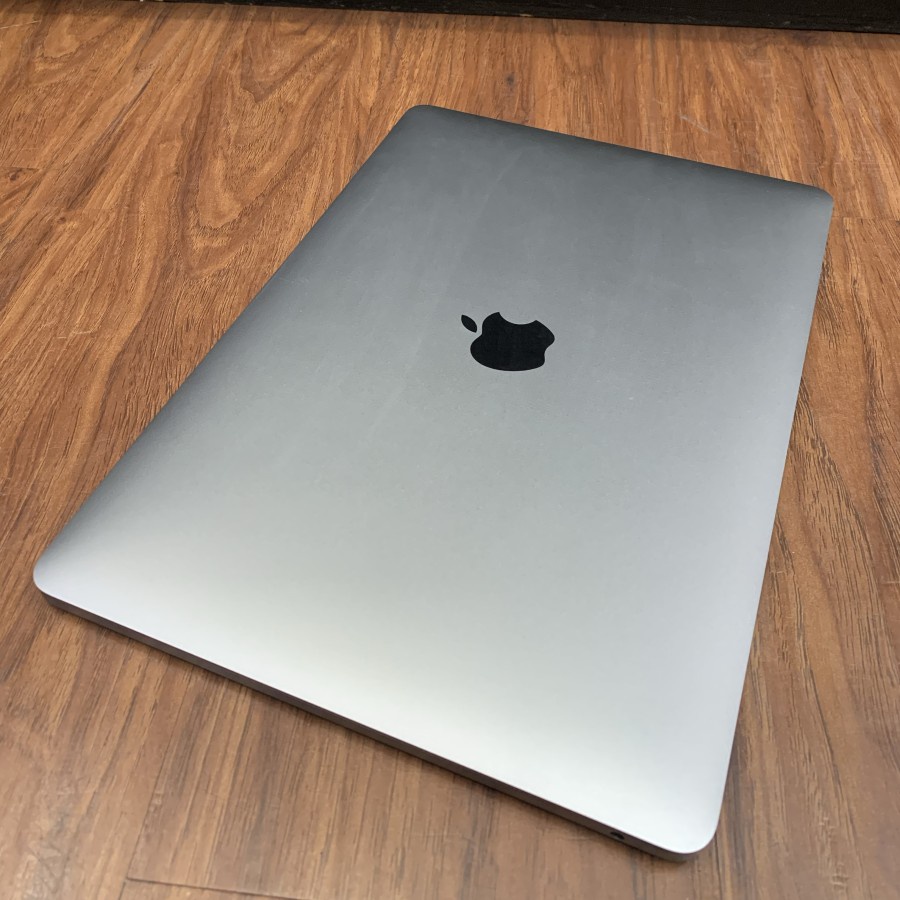 Murah Macbook Pro Non TouchBar 13-inch Ci5 Ram 8GB SSD 256GB Second