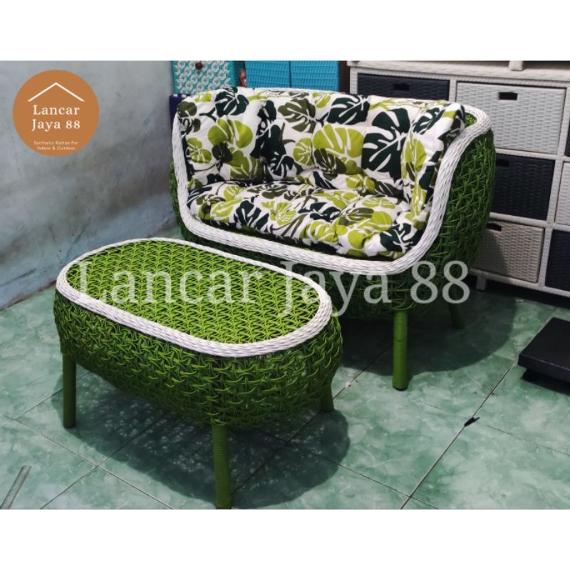 Sofa Tamu Brekele Rotan Sintetis